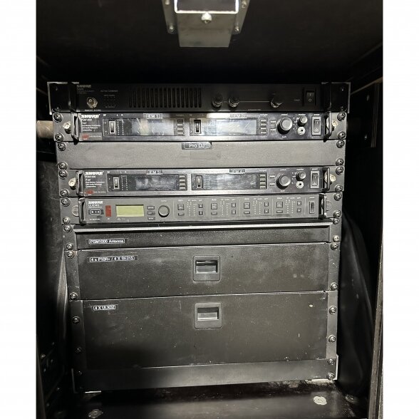 Shure ULXD4 & Shure PSM 1000 Wireless syst. Rack "B"